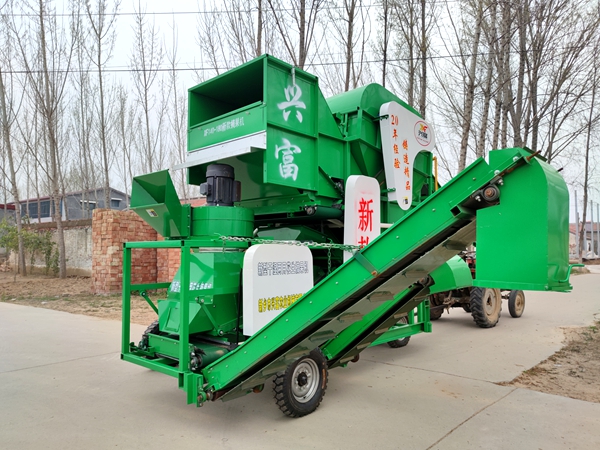 2022年大型花生摘果機